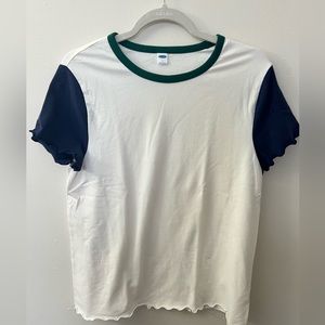 Old Navy Tricolor Women’s Tshirt; Large
